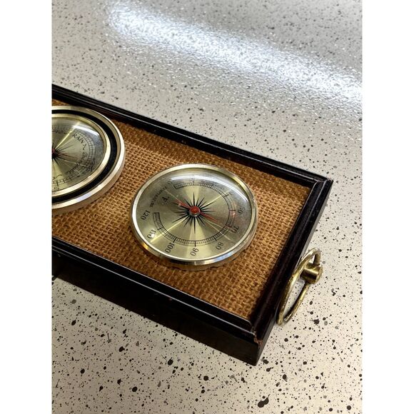 Vintage Weather Station - Barometer Temperature Humidity - Picture 5 of 8